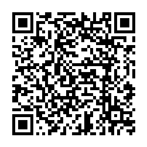 而且他可清楚记得这女孩和宝利公司的经理薛玉凝一直在低头耳语二维码生成