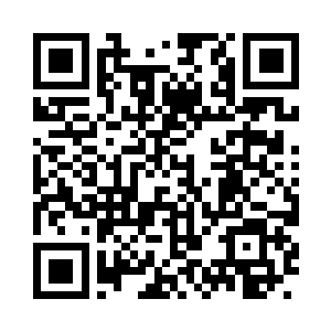 而且他的目光死死的盯着前面的那个人二维码生成