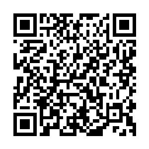 而且以我们的情况公司完全不可能花大价钱给我们制作专辑的二维码生成
