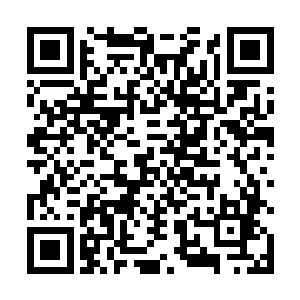 而且你觉得能跟这赵庆三走在一起的女人能好到哪里去二维码生成