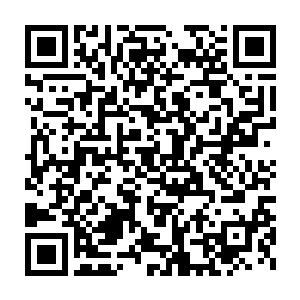 而且因为这些混乱不是因为他而是因为雨果而起的――他才应该是二维码生成