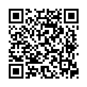 而且在他行动之前早已在马厩里下过一次巴豆二维码生成