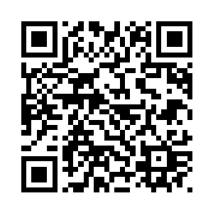 而且在这片宅邸群落的北面里许远二维码生成