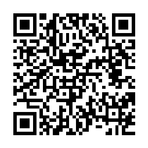而且容易产生撞击的地方都炼制了长短大小不一的锥子进行保护二维码生成