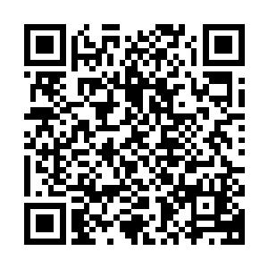 而且就连圣榜强者青龙在加隆的手上几乎也没有任何的招架之力二维码生成