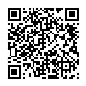 而且居然还是一款堪比电影007中的那种高乎技产物二维码生成