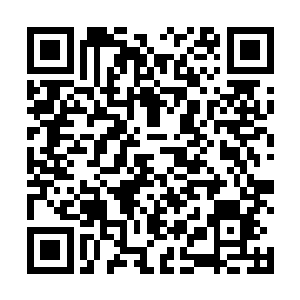 而且巴克又听见那种尖利的叫喊声从她们的嘴里发出来二维码生成
