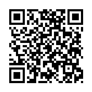 而且我们发现有些补给物资正是我们被劫走的二维码生成