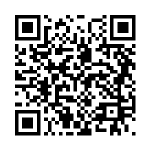 而且许紫烟和燕山魂完全是以扫过的方式二维码生成