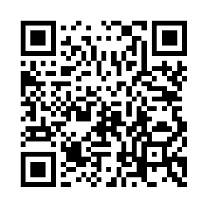 而他们最大的黑　帮生意就是走私军火二维码生成