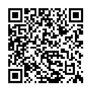 而他父亲不仅被赶出了管理层还被赶出了董事局二维码生成