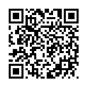 而他甚至主动将他的后背丢给了这个服务生二维码生成