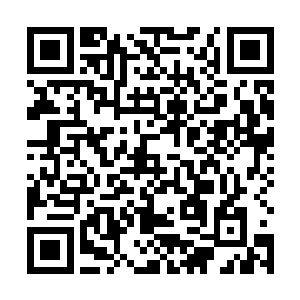 而他甚至把我们打算给娜塔莉娅送回去的钱也用来买毒|品二维码生成