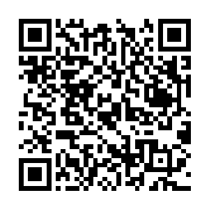 而他自己则在哼了一声之后再一次的变得普通起来二维码生成