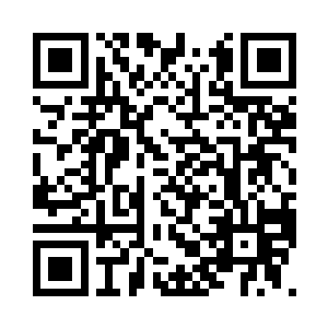 而他自己则是以极快的速度向前走去了二维码生成