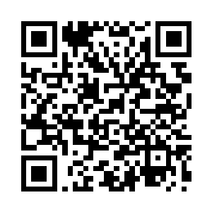 而众人却将一颗头颅被生生砍开两半二维码生成