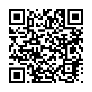 而你们两人的年龄也并不比我大多少二维码生成