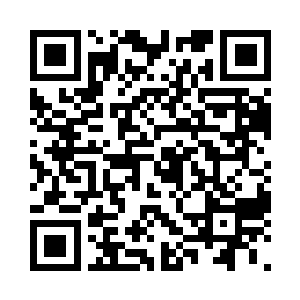 而冷三三身后的一男一女也是受了些伤二维码生成