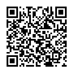 而凌无邪只不过是走过去用痞痞的口气说了一句话二维码生成