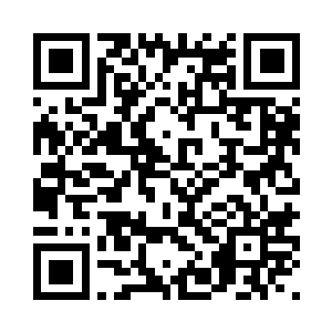 而刚刚那受伤了嗷嗷直叫的欧老师二维码生成