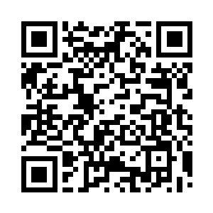 而后座的两个位置其中的一个留给了她二维码生成