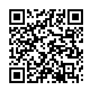 而后浩瀚的青光化为一道光轮横劈过去二维码生成