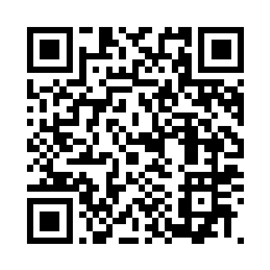 而吴虎臣此刻却没有经过那些弯弯路二维码生成