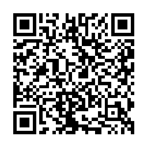 而在他身边的慕容仙儿却能明显感受到他身上沉浮不定的气息二维码生成
