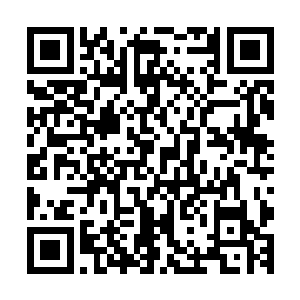 而在礼物盒中的苏凡听着云思凡的回答脸色顿时显得有些难堪二维码生成