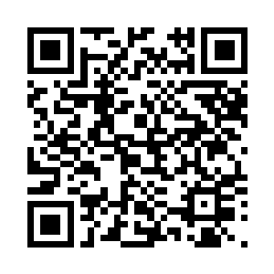 而在这个时候朱晋岩却主动找到了他二维码生成