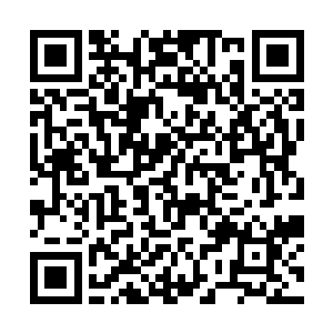 而在这里举霞境界的修士不过才能慢腾腾地飞行而已二维码生成