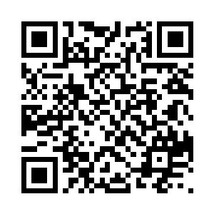 而她白希的肌肤也仿佛在引诱着店小二二维码生成