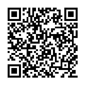 而她自己则袅袅婷婷的走到了丁长生的大班椅上二维码生成