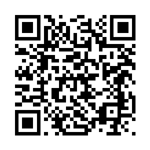 而宴维和王子悦两人还在地上搂着翻滚着二维码生成