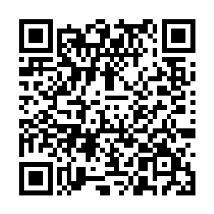 而少施慧显然知道刚才是谁在控制整个局面的发展二维码生成