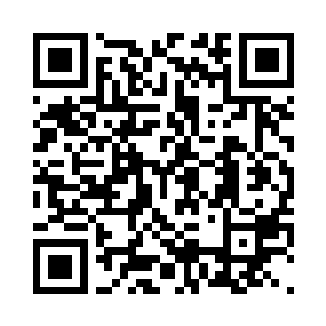 而就在警察指着叶莲娜和高扬大喊时二维码生成