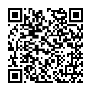 而已经飞到另一个新部落上空的三人却是神色迥然二维码生成