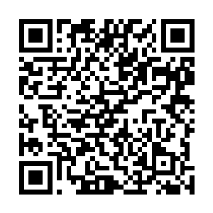而当一条极细的看不出颜色的光芒穿透了这个世界的时候二维码生成