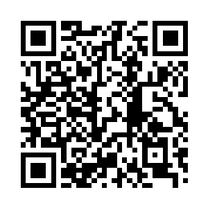 而我现在解的这块却是四十二万拍来的二维码生成