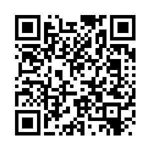 而披着斗篷的北狐芸用手背掩起嘴二维码生成