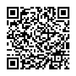 而摩根的两个保镖就就在高扬和摩根的房间对面住着二维码生成