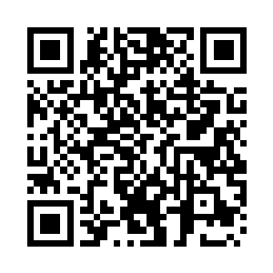 而旁边的婆子也没有任何帮忙的意思二维码生成