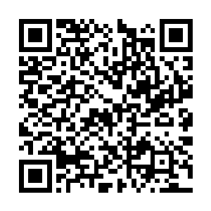 而是发了个友好纯洁的表情以及附加的一句话――二维码生成