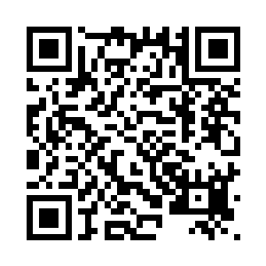 而是示意我跟他一起拉远一点距离二维码生成