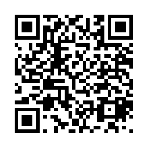 而是站在距离两人面前几十米的地方二维码生成