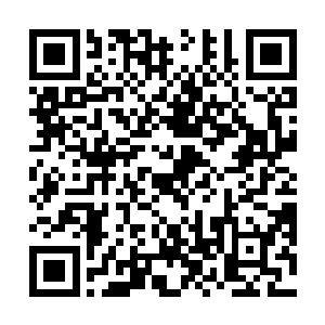 而来往于河滩城与宝石湾的商人也会将这消息散播出去二维码生成