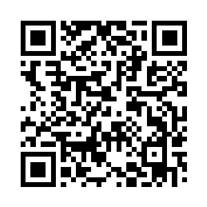 而林一峰也因为没有站好而摔倒在了地上二维码生成