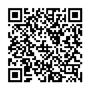 而樊英出走之前把他在大兴的财富大部分捐给了内务府二维码生成