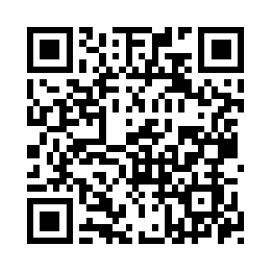 而正对面整个墙壁是一块墨色玻璃二维码生成