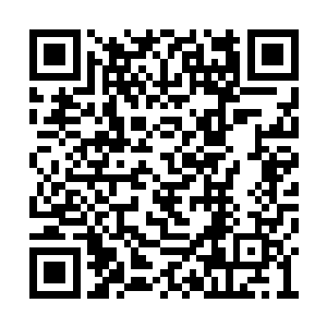 而此时她对面的古玉就是排名第十七的十七小姐二维码生成